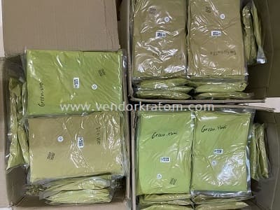 Vacuum sealed vendor kratom packaging for freshness during export